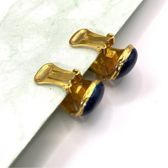 Chunky Gold Half Hoop Enamel Vintage Clip-On Earrings - Picture 5 of 9